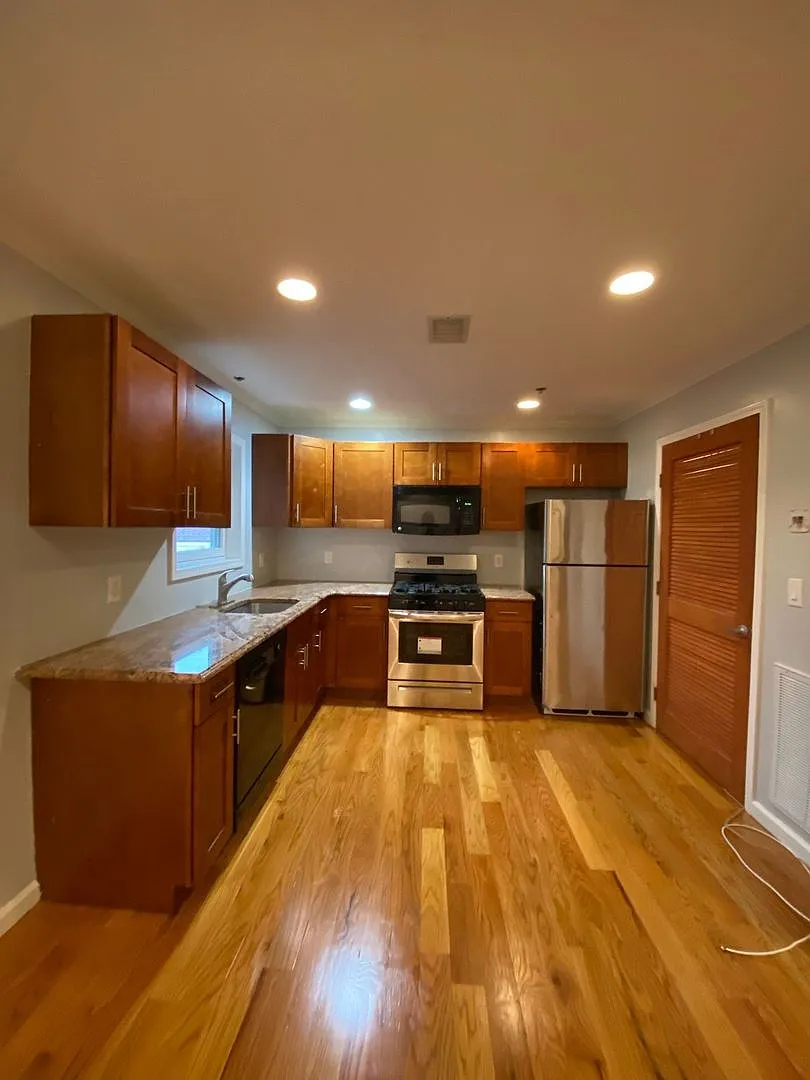 4115 Park Ave Apartments — Photo 1