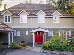 526 Newdale Pl, West Vancouver, BC V7T 1W5