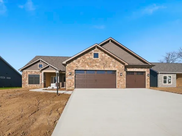 2023 Approach Dr, Auburn, IN 46706
