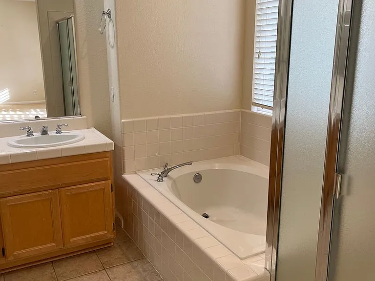 3064 Audubon Cir — Photo 24
