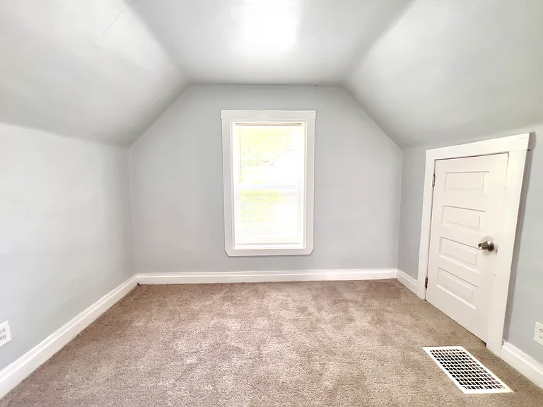 6533 Corbitt Ave — Photo 14