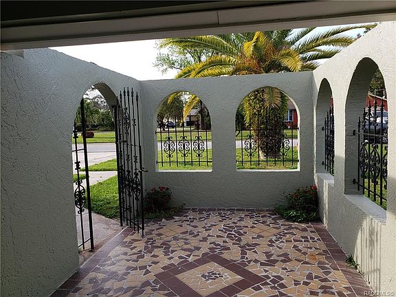 3rd image of 15810 Adobe Dr