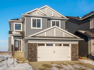 804 S Lakewood Cir, Strathmore, AB T0J 1Y0