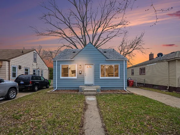 28320 Hillview St, Roseville, MI 48066