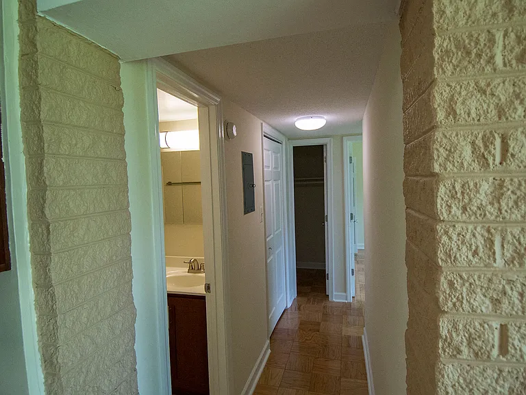 Heritage Park Apartments — Photo 62