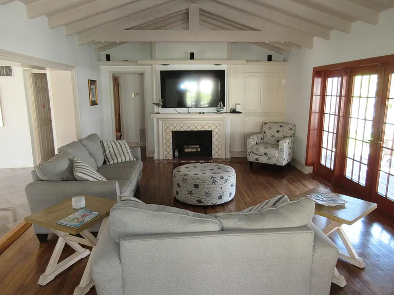 609 Isle Of Palms Dr — Photo 5