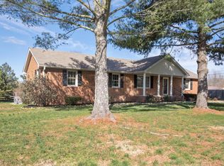 216 Point Rd, Portland, TN 37148