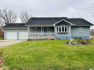 621 E Euclid Ave, Lewistown, IL