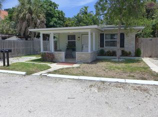 832 NE 16th Ave, Fort Lauderdale, FL 33304
