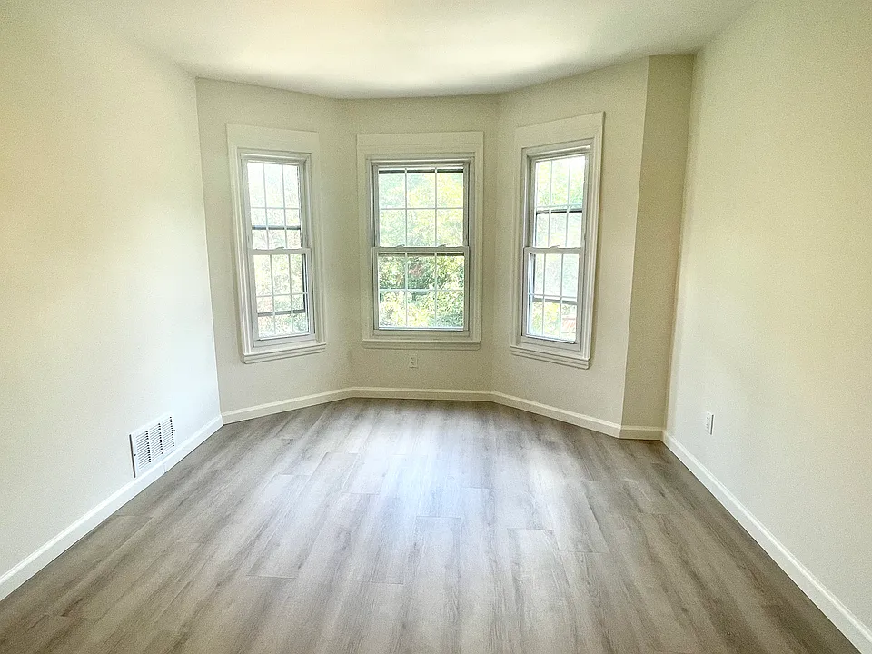 650 Baltic St #3
