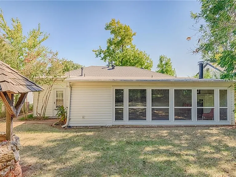 4713 N Harvey Pkwy — Photo 26