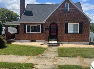 1624 Riegel St #1, Hellertown, PA 18055