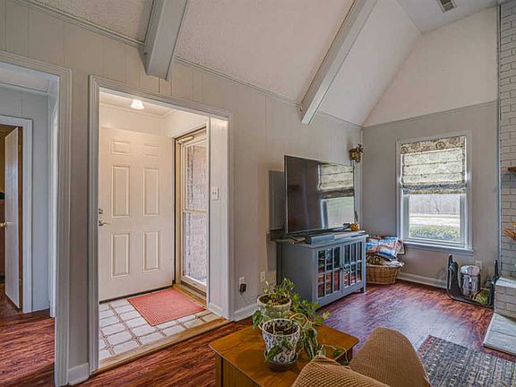 5th image of 8030 Merrel Dr