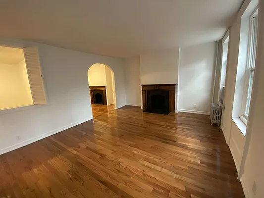 Rented by GreenVill Real Estate LLC | media 9