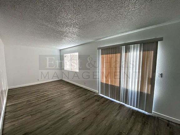 3rd image of 6673 Hammond Ave #F