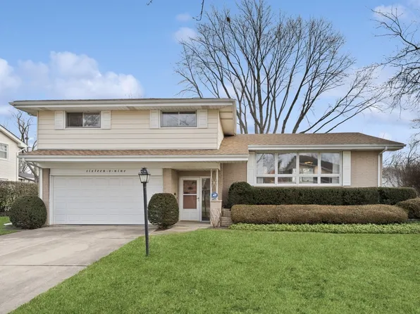 1609 Executive Ln, Glenview, IL 60026