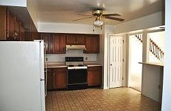 3rd image of 4825 Borden Grant Trl