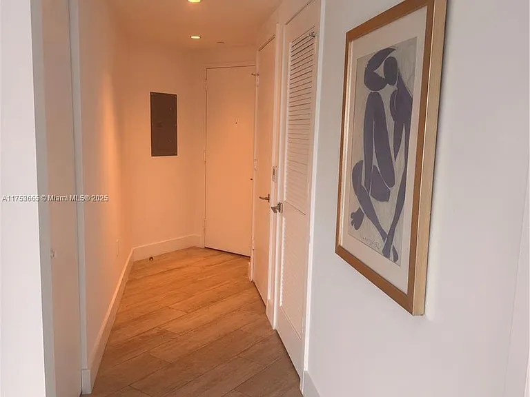 121 NE 34th St #1904 — Photo 13
