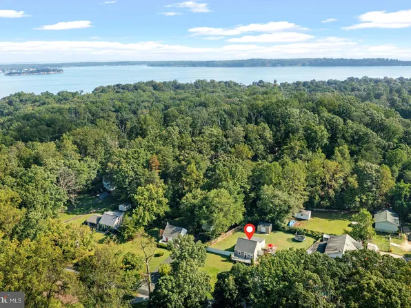 871 Arundel Dr, Arnold, MD 21012