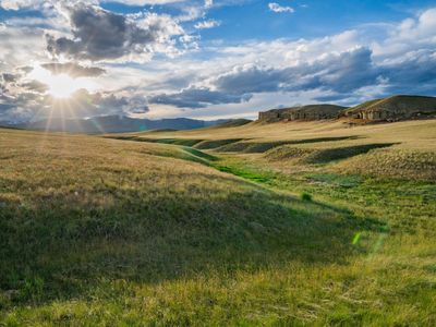Road 5, Meeteetse, WY, 82433