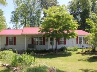 450 Ben Loftis Rd, Cookeville, TN 38501