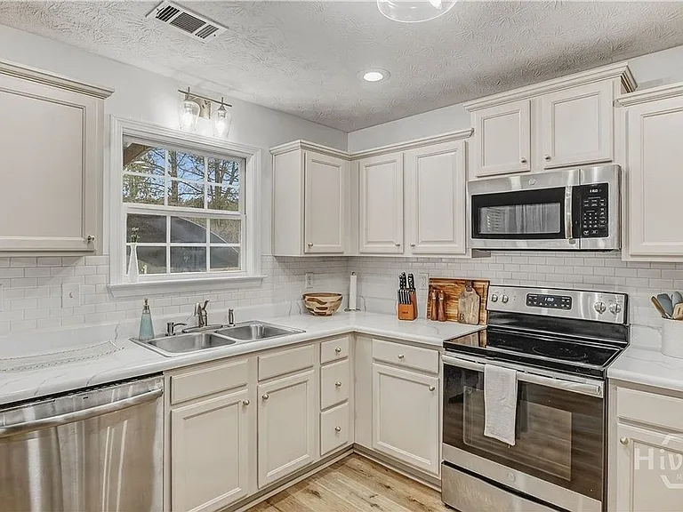 71 Northwood Dr — Photo 88
