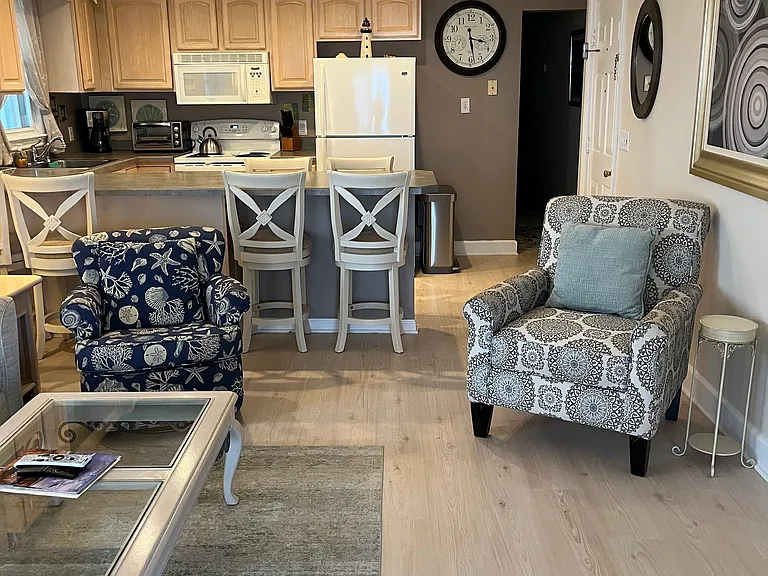 311 Ocean Ave #4 — Photo 5