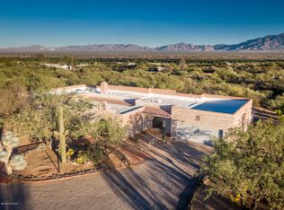 414 W Paseo Bolsa, Green Valley, AZ 85622