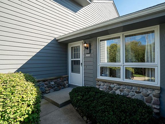 2nd image of 15638 W Ridge ROAD