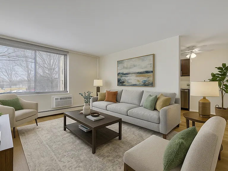 Highgate Apartments — Photo 6