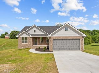 164 Lena Loop, Burns, TN 37029