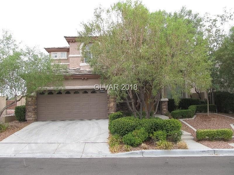 1st image of 556 El Loro St