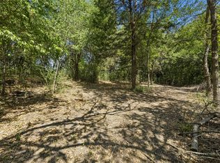 325 S Larkin Rd, Sunnyvale, TX 75182