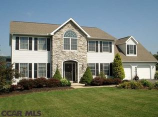 93 Marvin St, Port Matilda, PA 16870