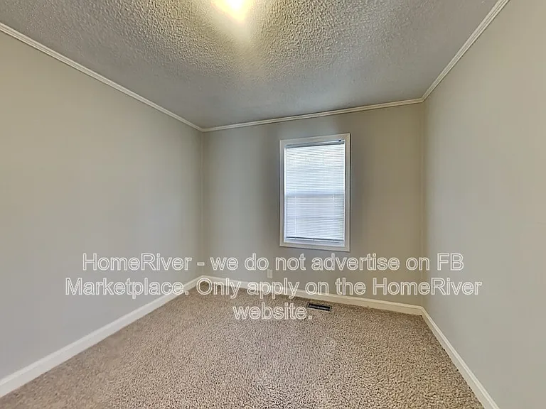515 Burlington Ave #A — Photo 7