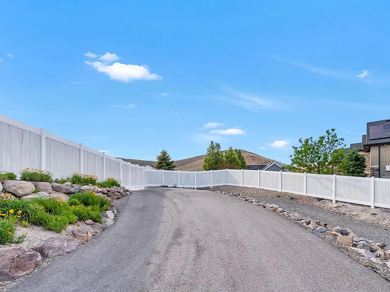 2872 E Sorrel Dr — Photo 65