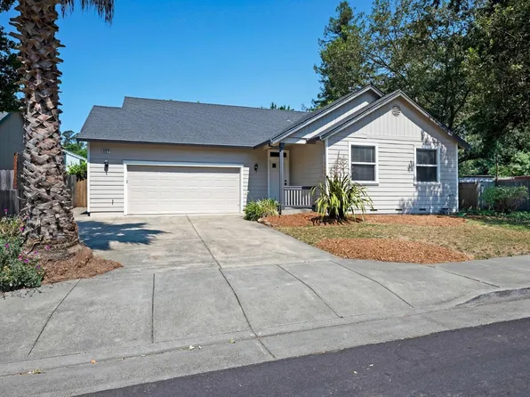 127 2nd Street, Windsor, CA 95492