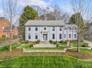 3815 Foxcroft Rd, Charlotte, NC 28211