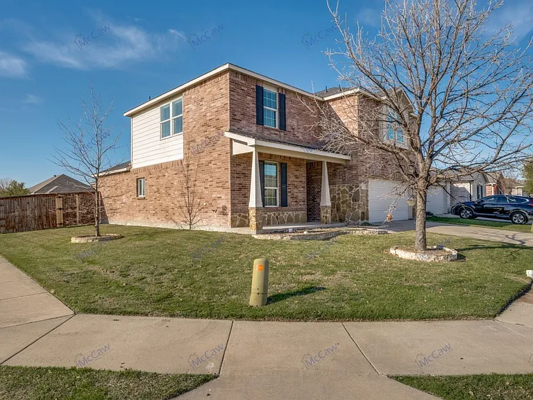 1516 Abby Creek Dr — Photo 3