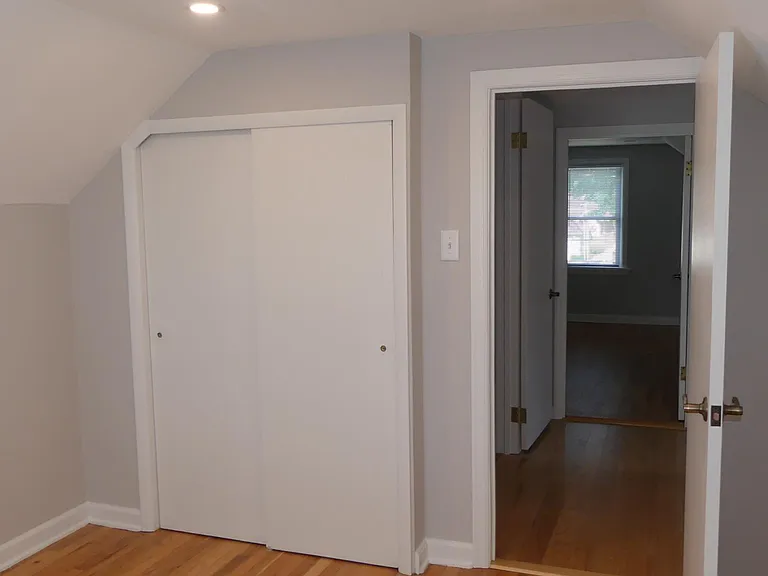 2135 Sublette Ave — Photo 13
