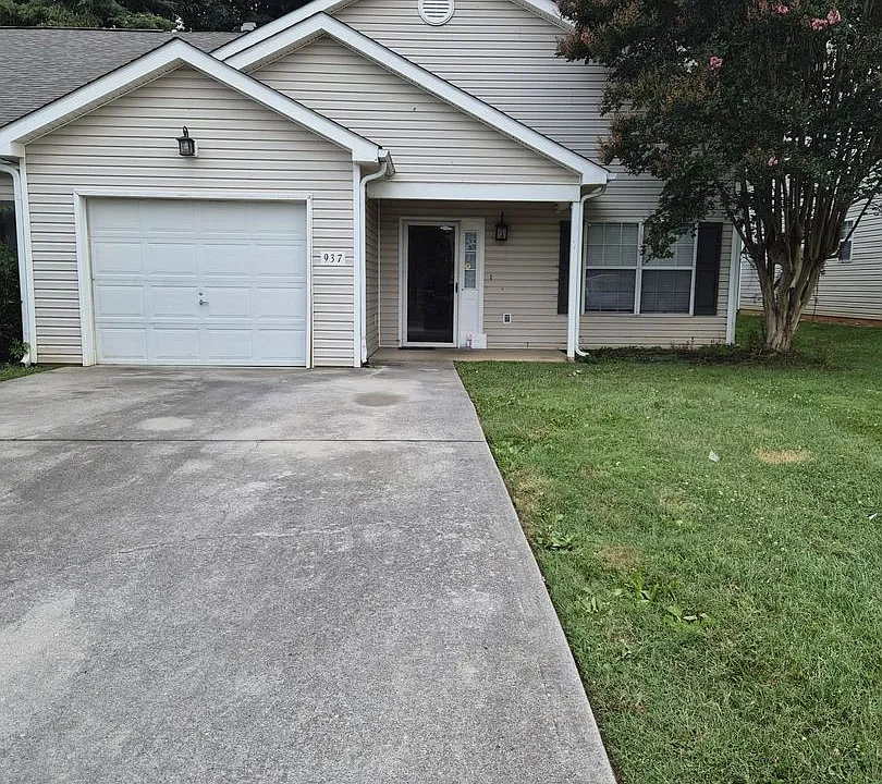 937 Ashley Michelle Ct