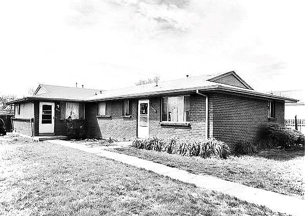 Side X Side Brick Duplex