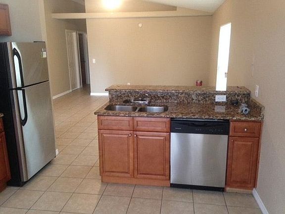 5th image of 7155 Edgewater Shores Ct #1