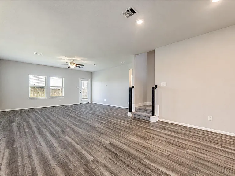 1218 Glendora Dr — Photo 17
