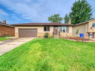 6550 Parkland Ave, Brookpark, OH 44142