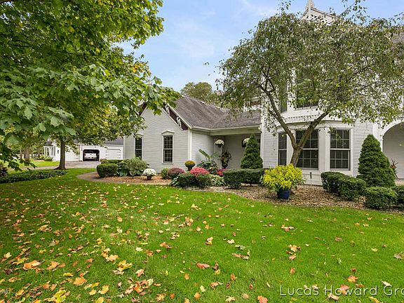 2nd image of 8281 Wallinwood Springs Dr #6