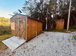 141 Bark Rd, Waco, KY 40385