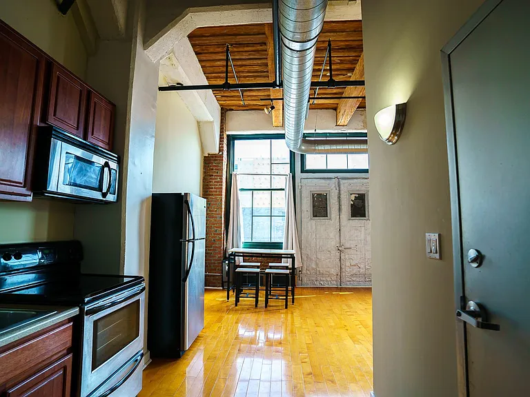 1010 Arch St #609 — Photo 14
