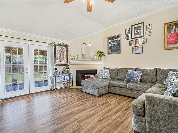 4th image of 20202 Apache Gardens Lane