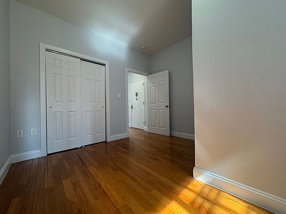 5th image of 3924 Broadway APT 2b
